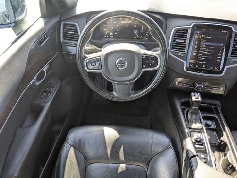 Used 2019 Volvo XC90 T6 Momentum w/ Advanced Package AWD/4WD image 17