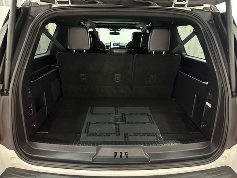Used 2024 Ford Expedition Max Limited AWD/4WD image 37