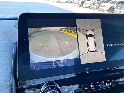 Used 2022 Nissan Armada Platinum w/ Captain's Chairs Package image 23