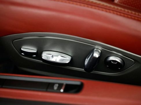 Certified 2015 Porsche 911 Targa 4S image 23