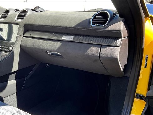 Certified 2025 Porsche 718 Cayman GT4 RS image 19