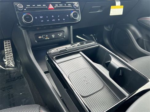 Certified 2025 Hyundai Tucson N Line image 18