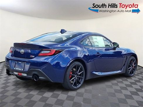 New 2025 Toyota GR86 image 6