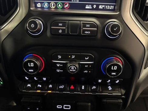 Used 2019 Chevrolet Silverado 1500 LTZ AWD/4WD image 36