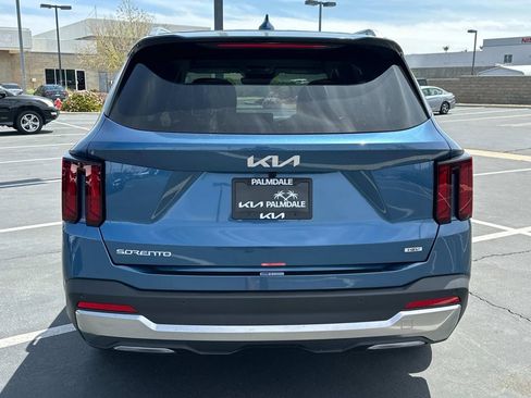 New 2025 Kia Sorento EX image 6