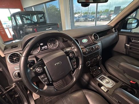 Used 2016 Land Rover LR4 HSE AWD/4WD image 27