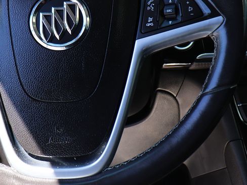 Used 2022 Buick Encore Preferred AWD/4WD image 53