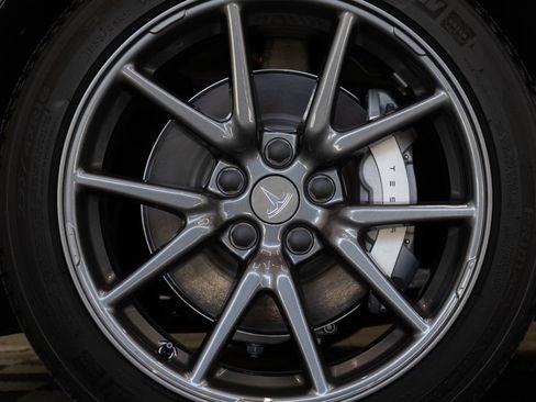 Used 2020 Tesla Model 3 Standard Range Plus RWD image 11