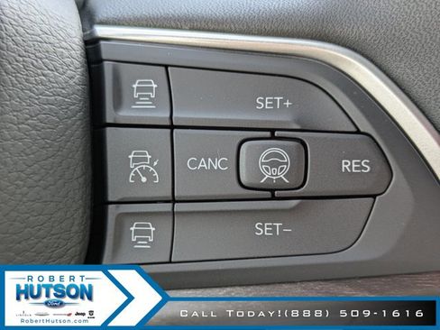 New 2026 Jeep Grand Cherokee L Limited RWD image 21