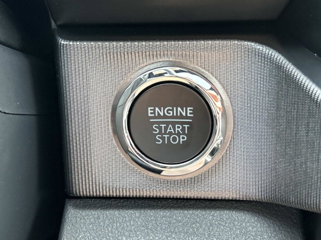 New 2026 Ford F250 Platinum AWD/4WD image 29