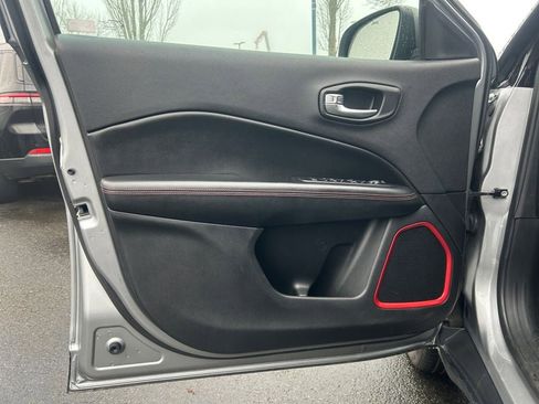 Used 2020 Jeep Compass Trailhawk image 22