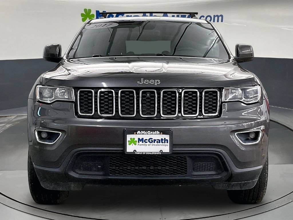 Used 2017 Jeep Grand Cherokee Laredo w/ Quick Order Package 23E AWD/4WD image 5