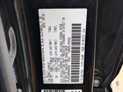 Used 2024 Toyota Tacoma TRD Off-Road image 28