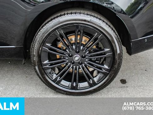 Used 2025 Land Rover Range Rover SE AWD/4WD image 15