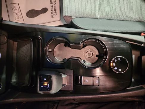 Used 2023 Nissan Rogue SV image 23