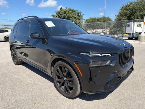 Used 2026 BMW X7 xDrive40i AWD/4WD image 4