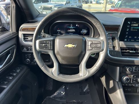 Used 2023 Chevrolet Tahoe Premier image 16