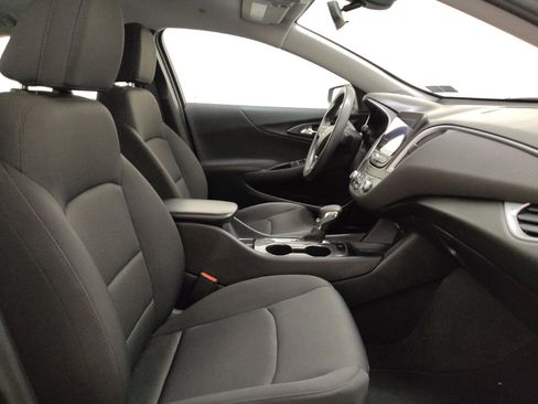 Used 2021 Chevrolet Malibu LS FWD image 21