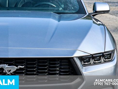 Used 2025 Ford Mustang Premium RWD image 15