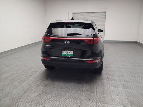 Used 2017 Kia Sportage LX w/ Option Group 012 FWD image 7