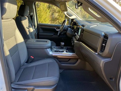 Used 2022 Chevrolet Silverado 1500 RST image 35
