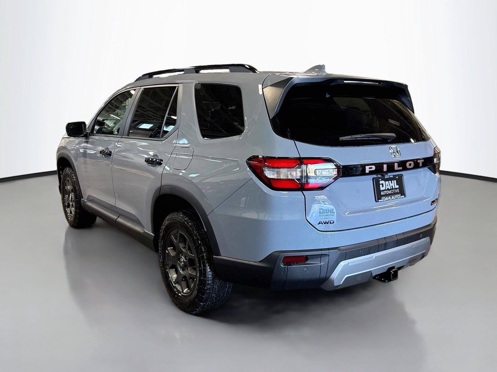 New 2026 Honda Pilot TrailSport image 10