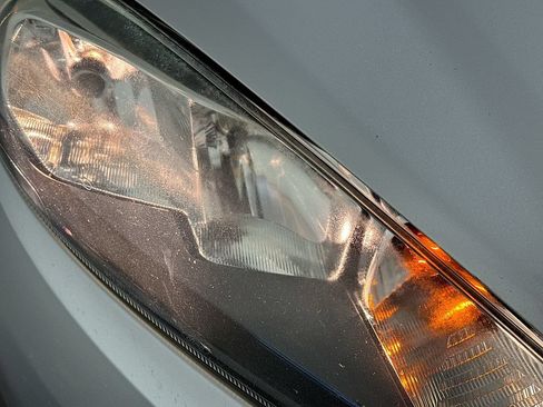 Used 2017 Ford Fiesta SE FWD image 34
