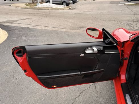 Used 2005 Porsche Boxster S image 30