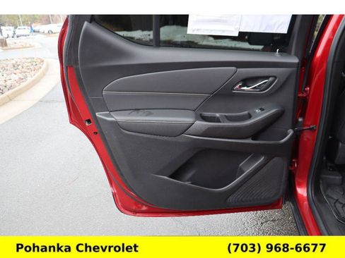 Certified 2023 Chevrolet Traverse LT w/ LT Premium Package image 23