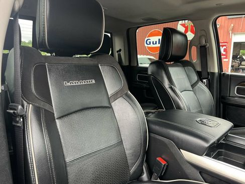 Used 2023 RAM 2500 Laramie AWD/4WD image 45