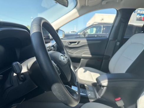 Used 2023 Ford Escape Active FWD image 32