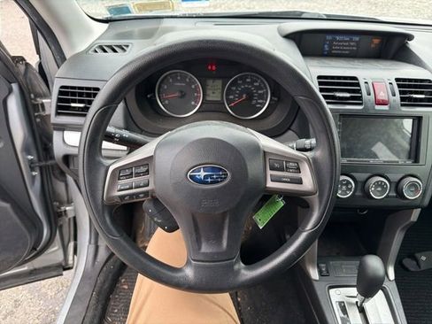 Used 2015 Subaru Forester 2.5i Premium w/ All-Weather Package image 18