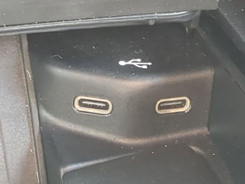 Used 2024 Mercedes-Benz GLE 350 4MATIC image 10