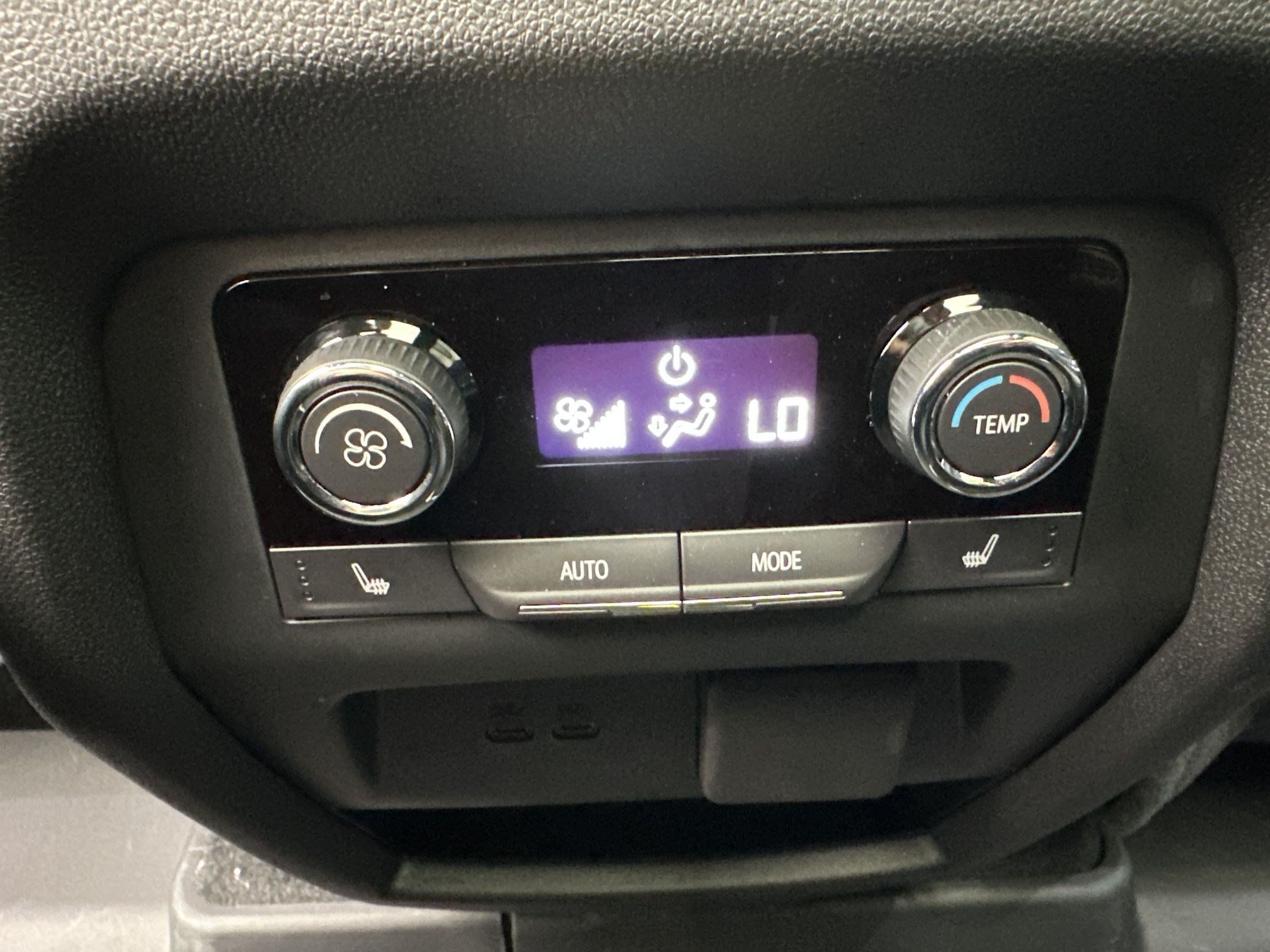Certified 2026 Chevrolet Traverse High Country AWD/4WD image 20