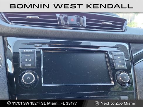 Used 2022 Nissan Rogue Sport SL w/ Premium Package image 19