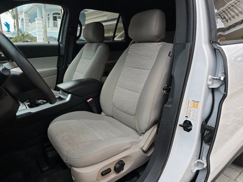 Used 2014 Ford Explorer 4WD image 61