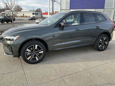 New 2026 Volvo XC60 B5 Plus w/ Climate Package AWD/4WD image 11