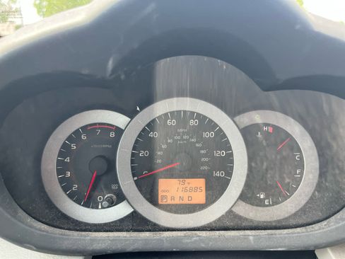 Used 2012 Toyota RAV4 4WD w/ Value Pkg image 7