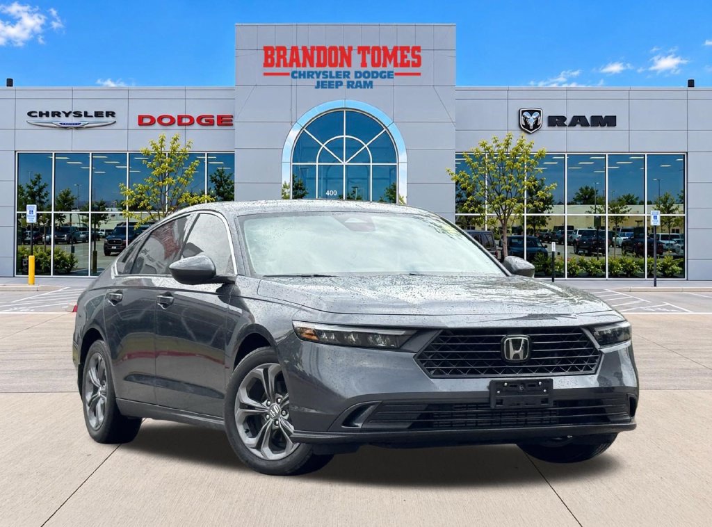 Used 2024 Honda Accord EX image 1