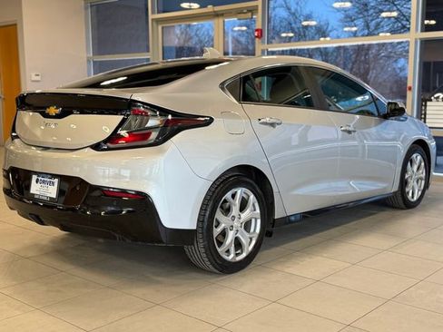 Used 2017 Chevrolet Volt Premier w/ Driver Confidence II Package image 13