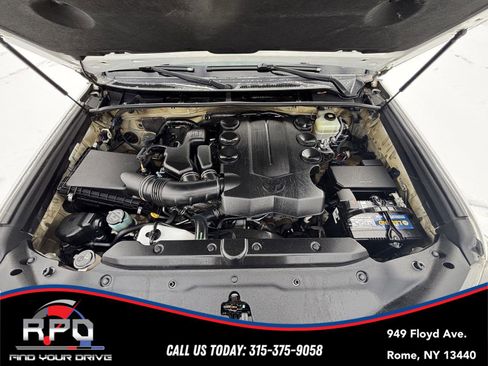 Used 2017 Toyota 4Runner TRD Off-Road image 13