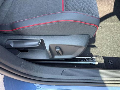 New 2025 Volkswagen GTI SE image 10