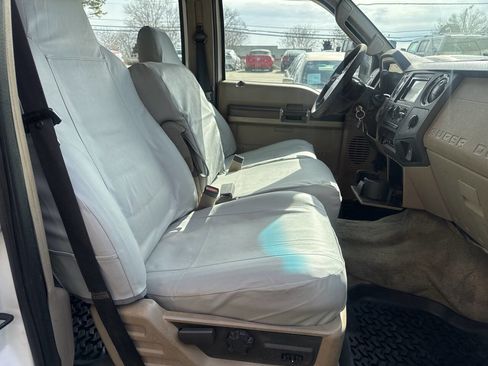 Used 2010 Ford F350 XL image 10