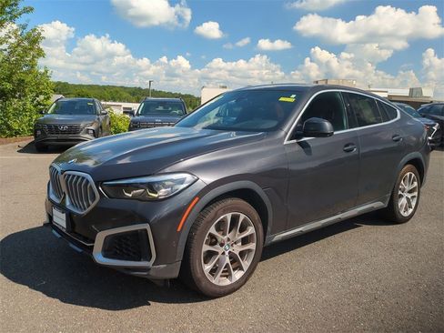 Used 2022 BMW X6 xDrive40i w/ Premium Package image 7
