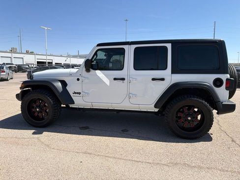 Used 2023 Jeep Wrangler Unlimited Sport AWD/4WD image 3