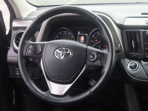 Used 2018 Toyota RAV4 XLE AWD/4WD image 24