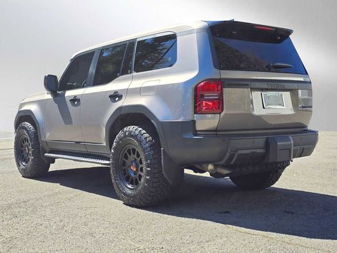 Used 2025 Toyota Land Cruiser 1958 image 5