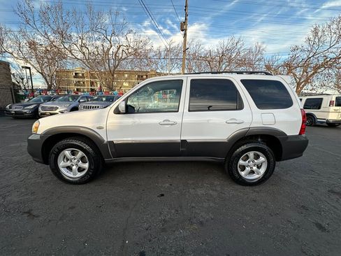 Used 2005 MAZDA Tribute s w/ Package 3 image 8