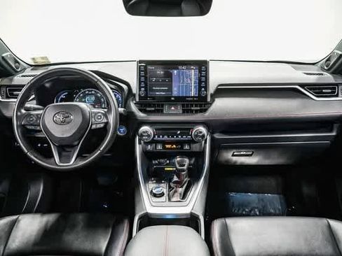 Certified 2022 Toyota RAV4 XSE image 13