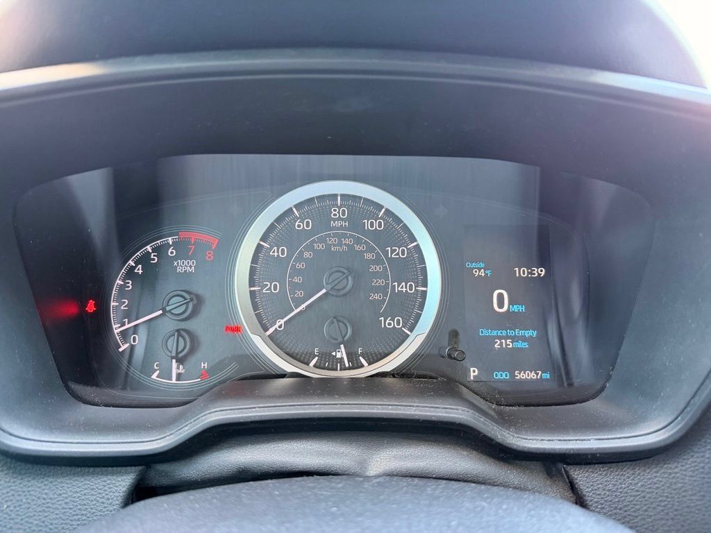 Used 2021 Toyota Corolla LE FWD image 14